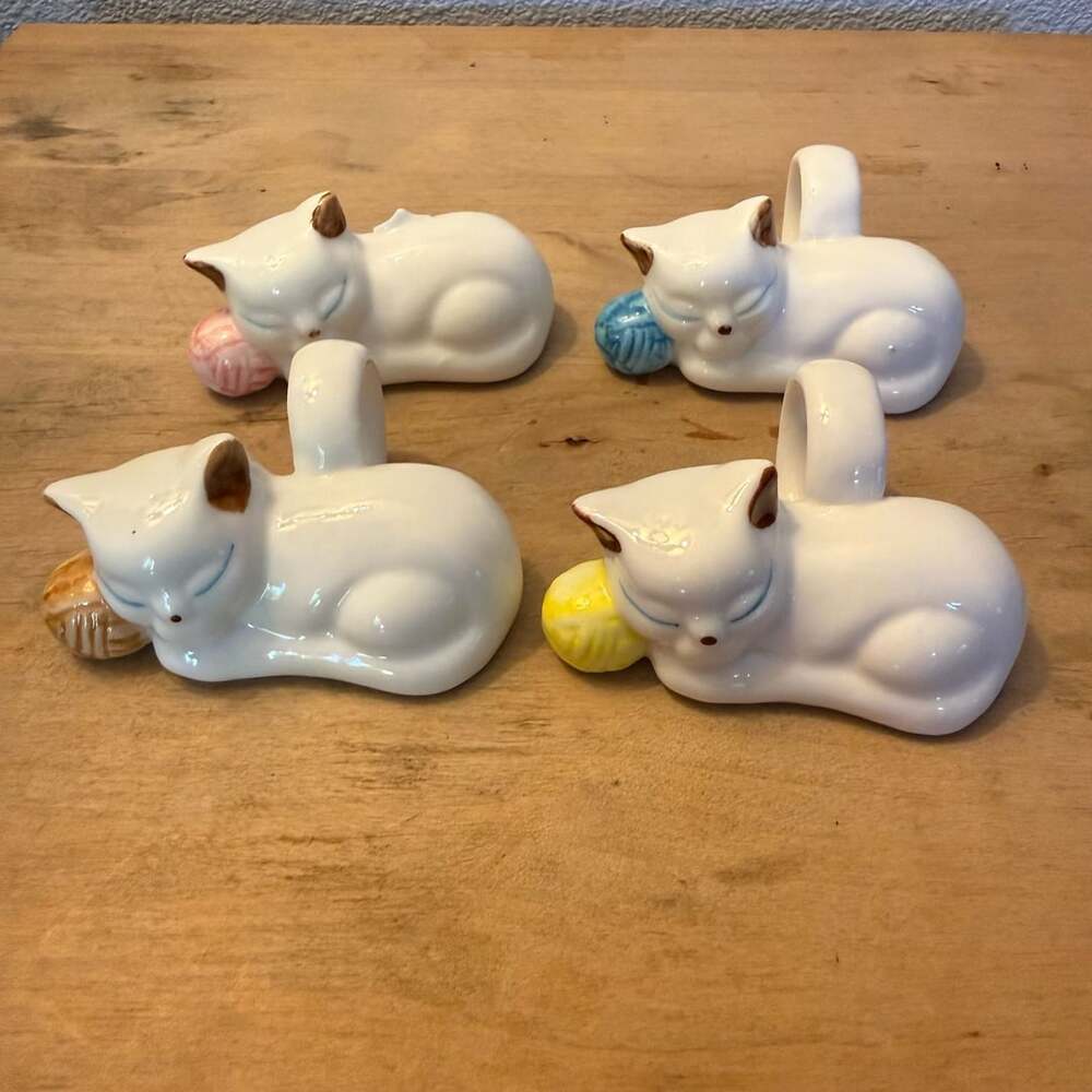 Vintage Ceramic Cat Napkin Rings Set of 4 Yarn